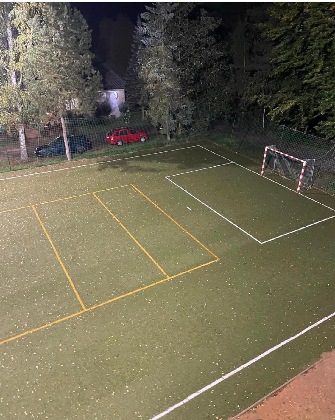 Sport Resort Nenudimse Сазава Екстер'єр фото