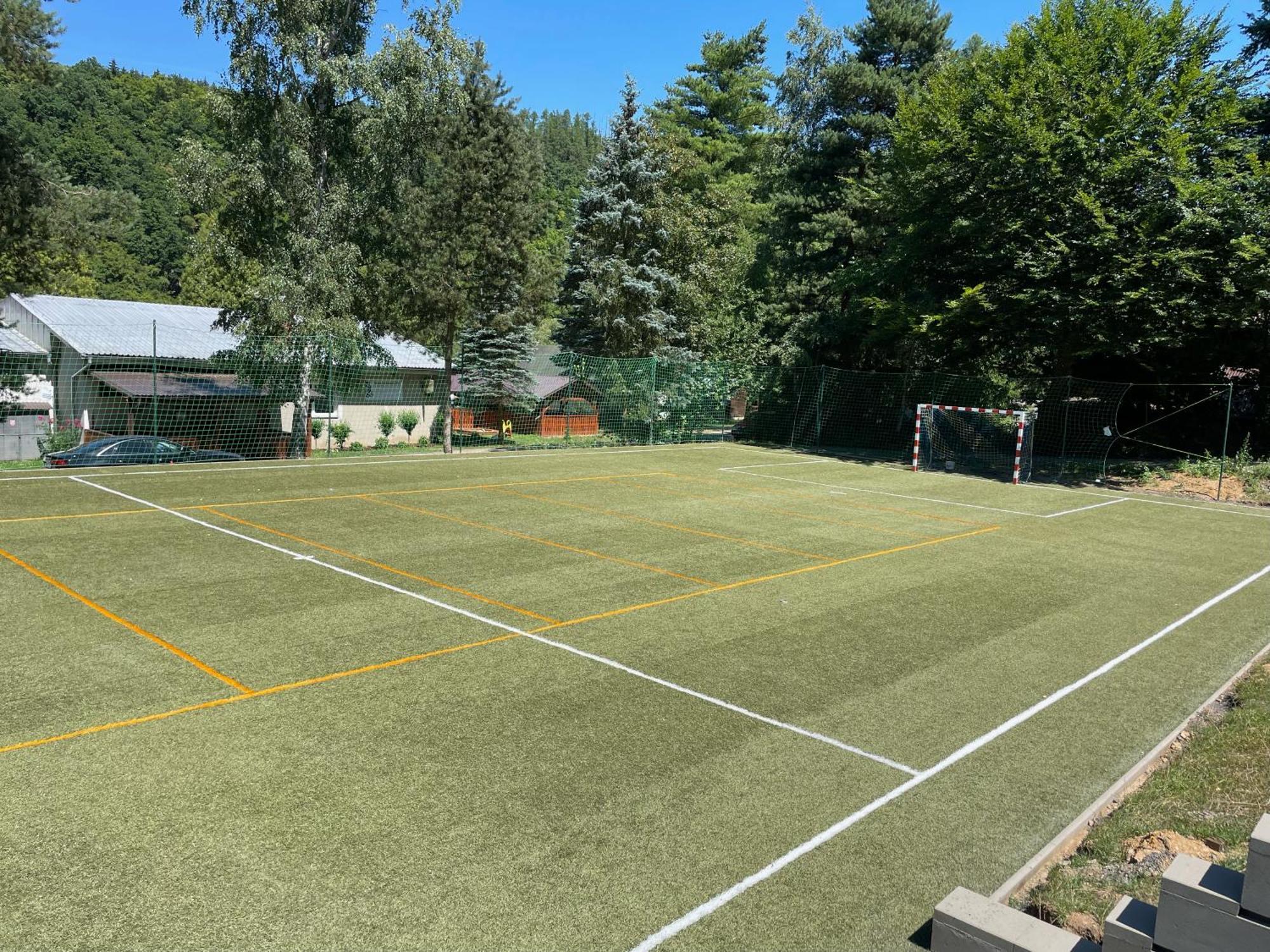 Sport Resort Nenudimse Сазава Екстер'єр фото